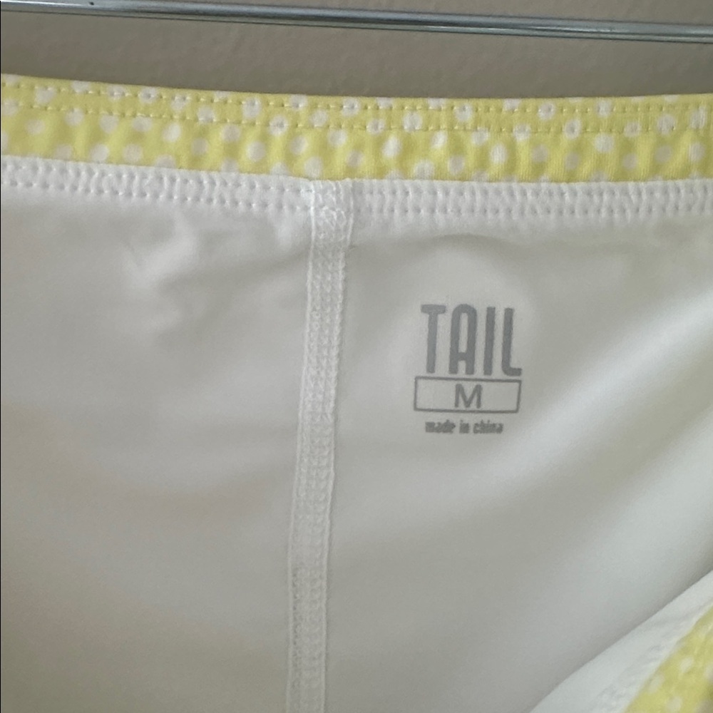 TAIL Activewear Bunny Flounce Skirt Skort Yellow Tangled Dots Sz Medium Tennis - Picture 8 of 11